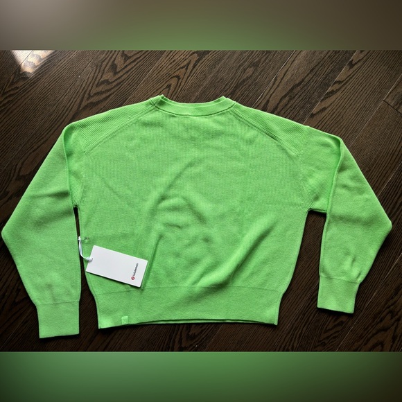 Lululemon Waist Length Crewneck Sweater - Picture 2 of 5